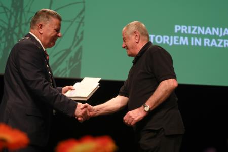 ZLATE PETICE 99i FOTO LJUBO VUKELIČ